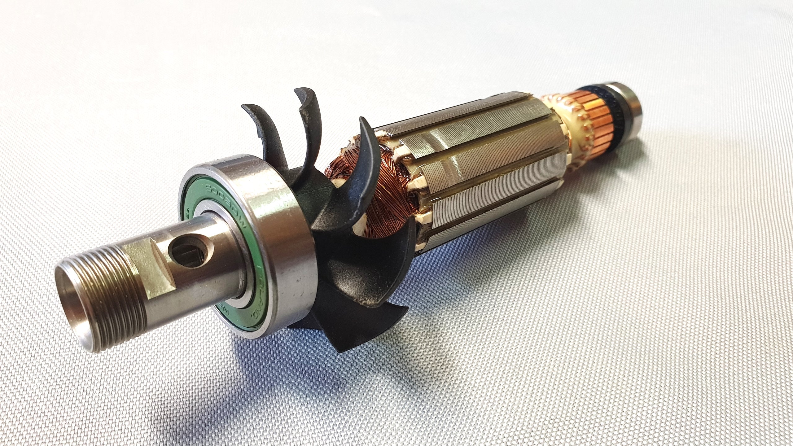 New Genuine Makita 515844-0 Armature Assembly for RT0700C