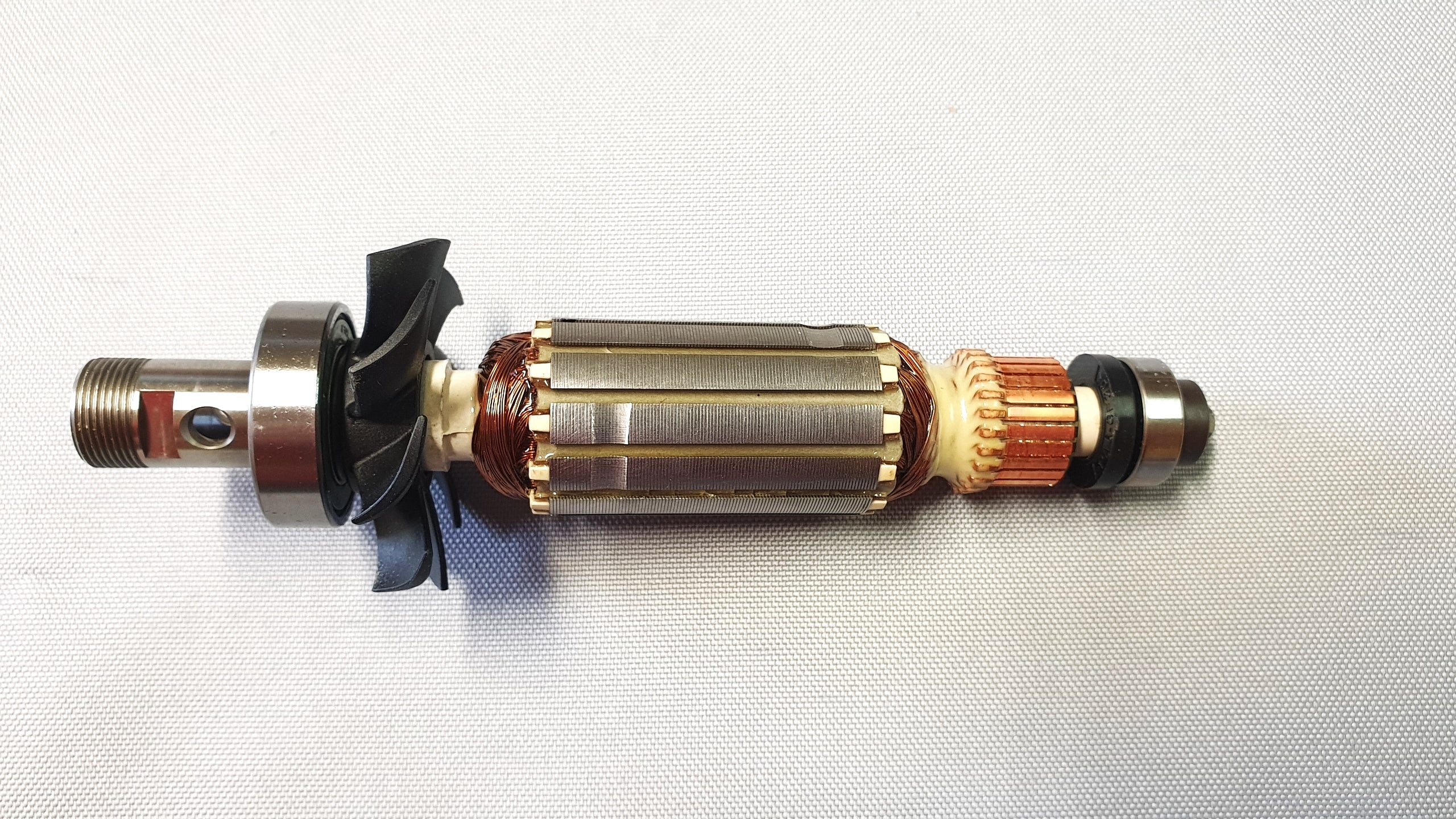 New Genuine Makita 515844-0 Armature Assembly for RT0700C