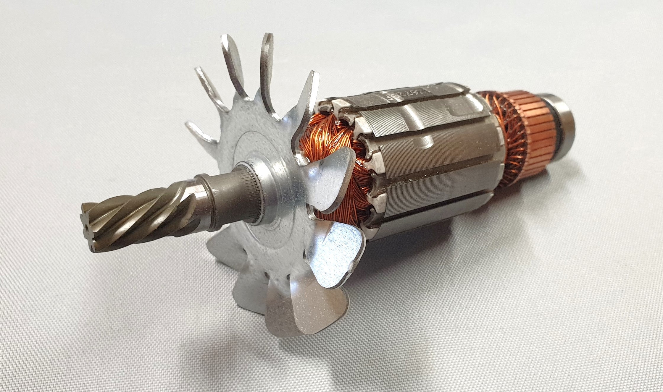 New Genuine Makita 516729-3 Armature Assembly 240V