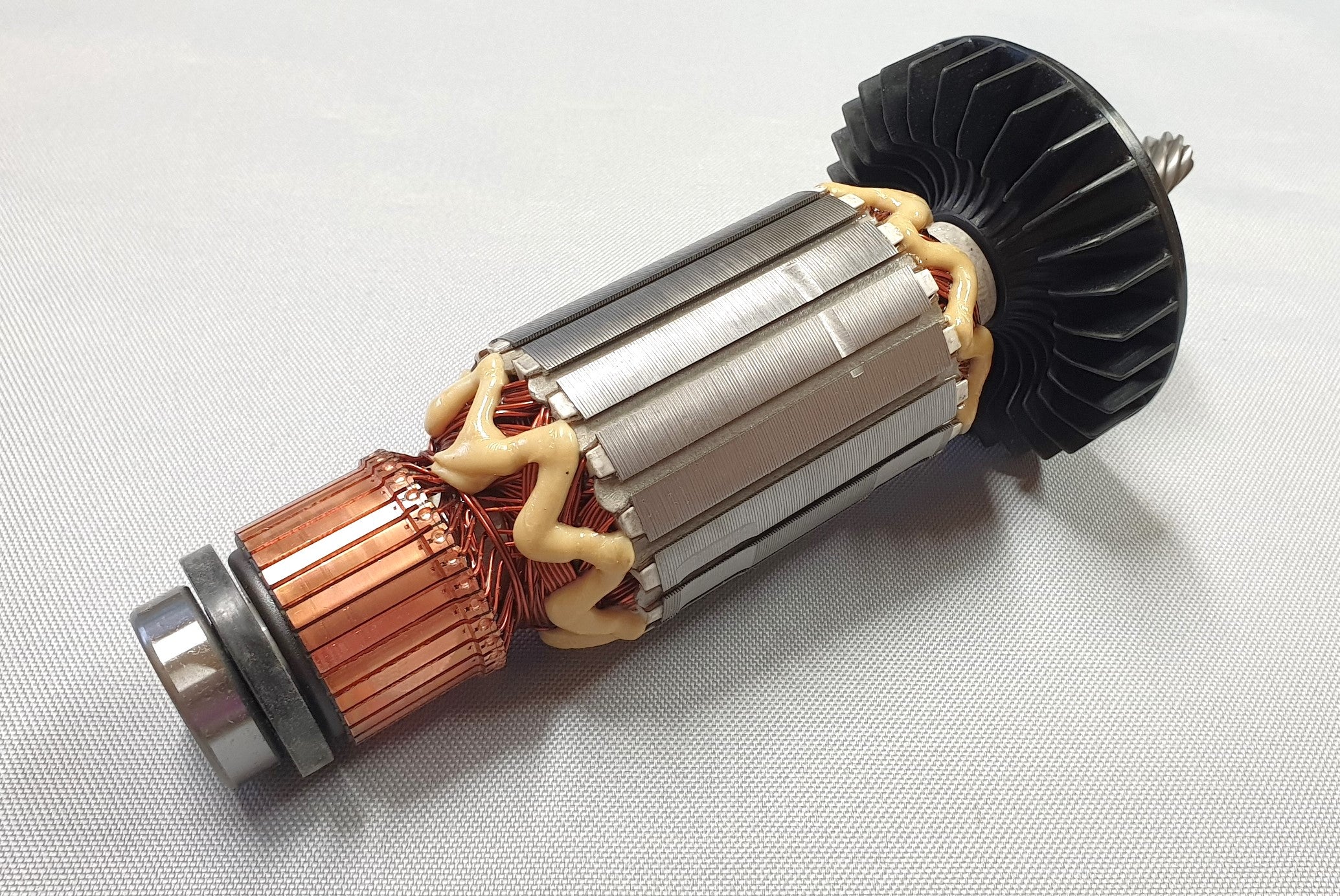 New Genuine Makita 516868-9 Armature Assembly for 4112S 4114S