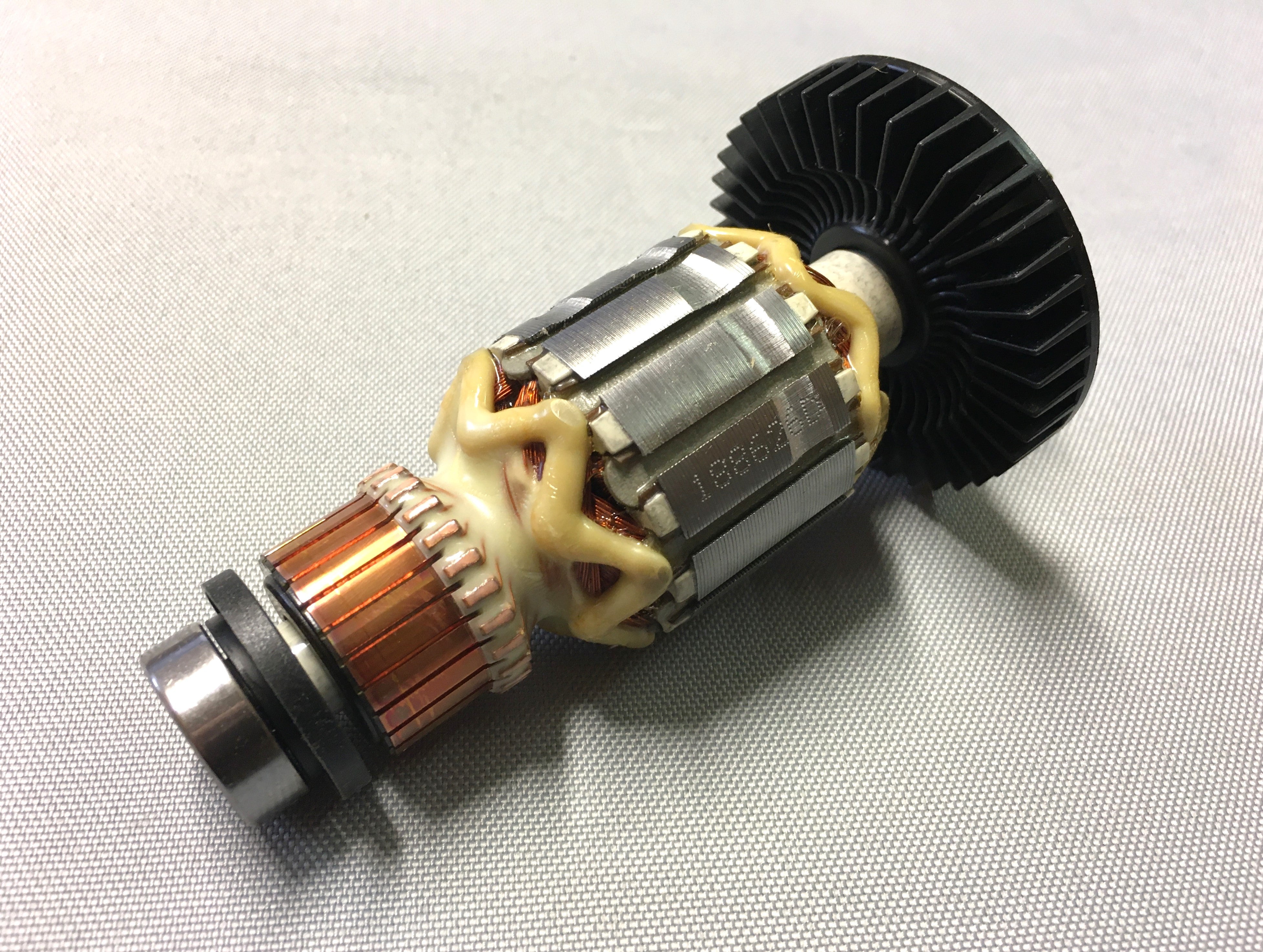 New Genuine Makita 518626-9 Armature Ass'y 220V for HK0500