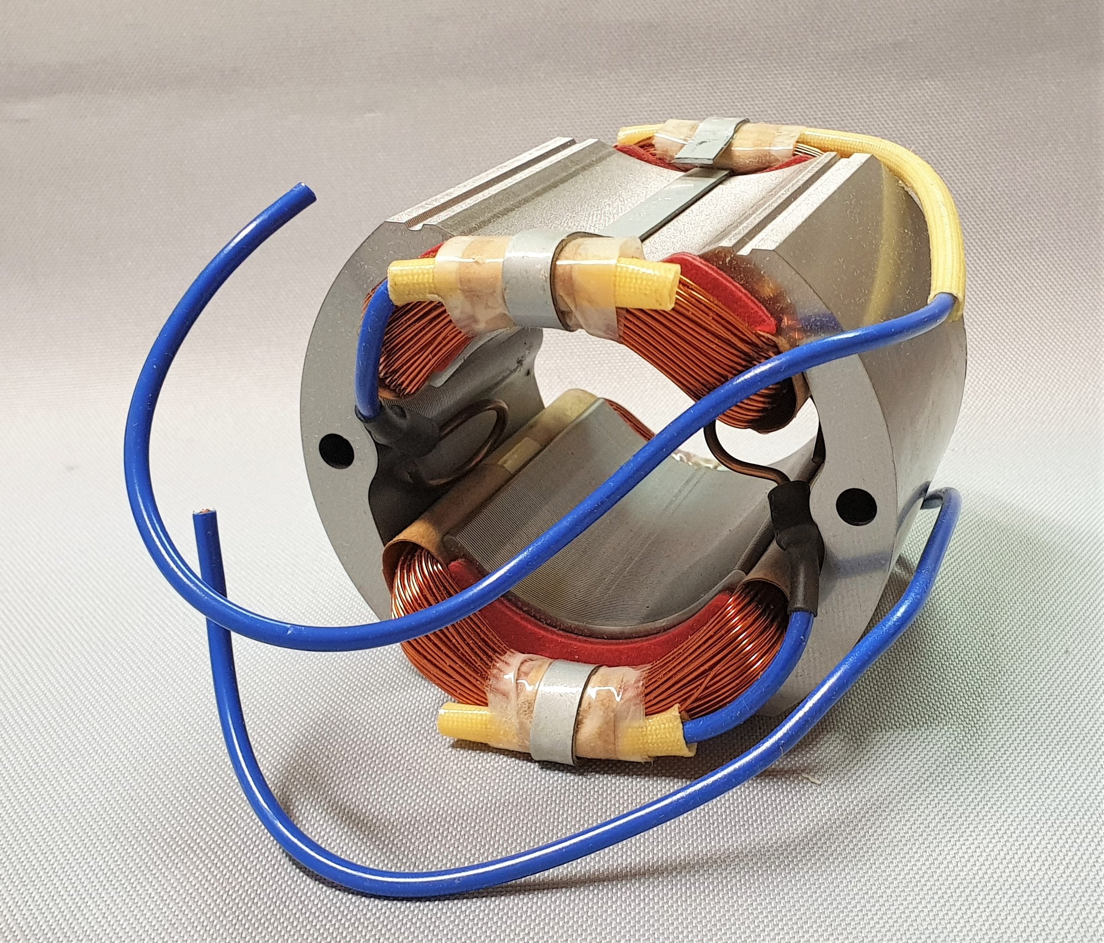 New Genuine Makita 524793-0 Field Ass'y 220V for HM1400