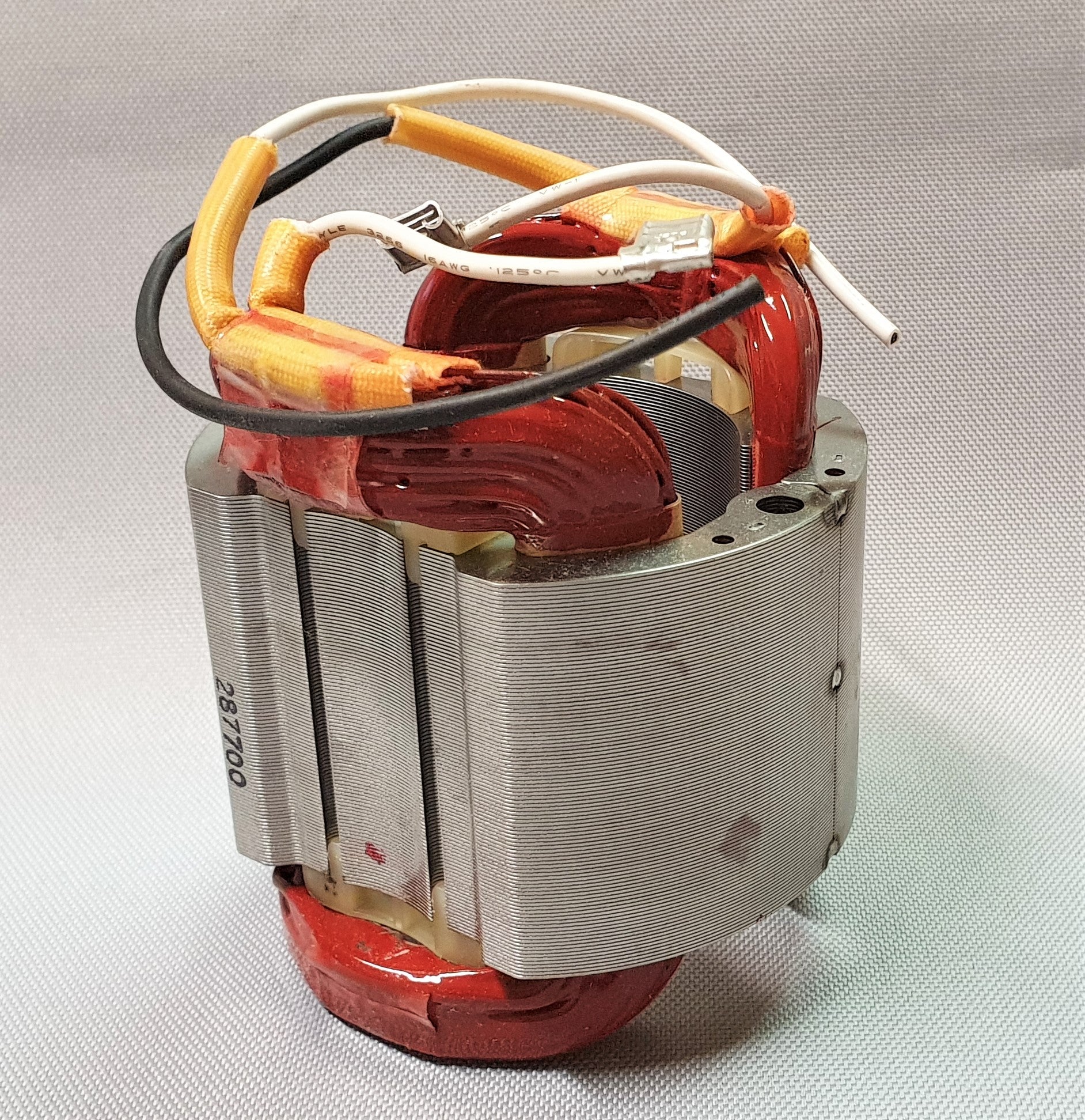 New Genuine Makita 527700-2 Field Assy 240V for GA7050