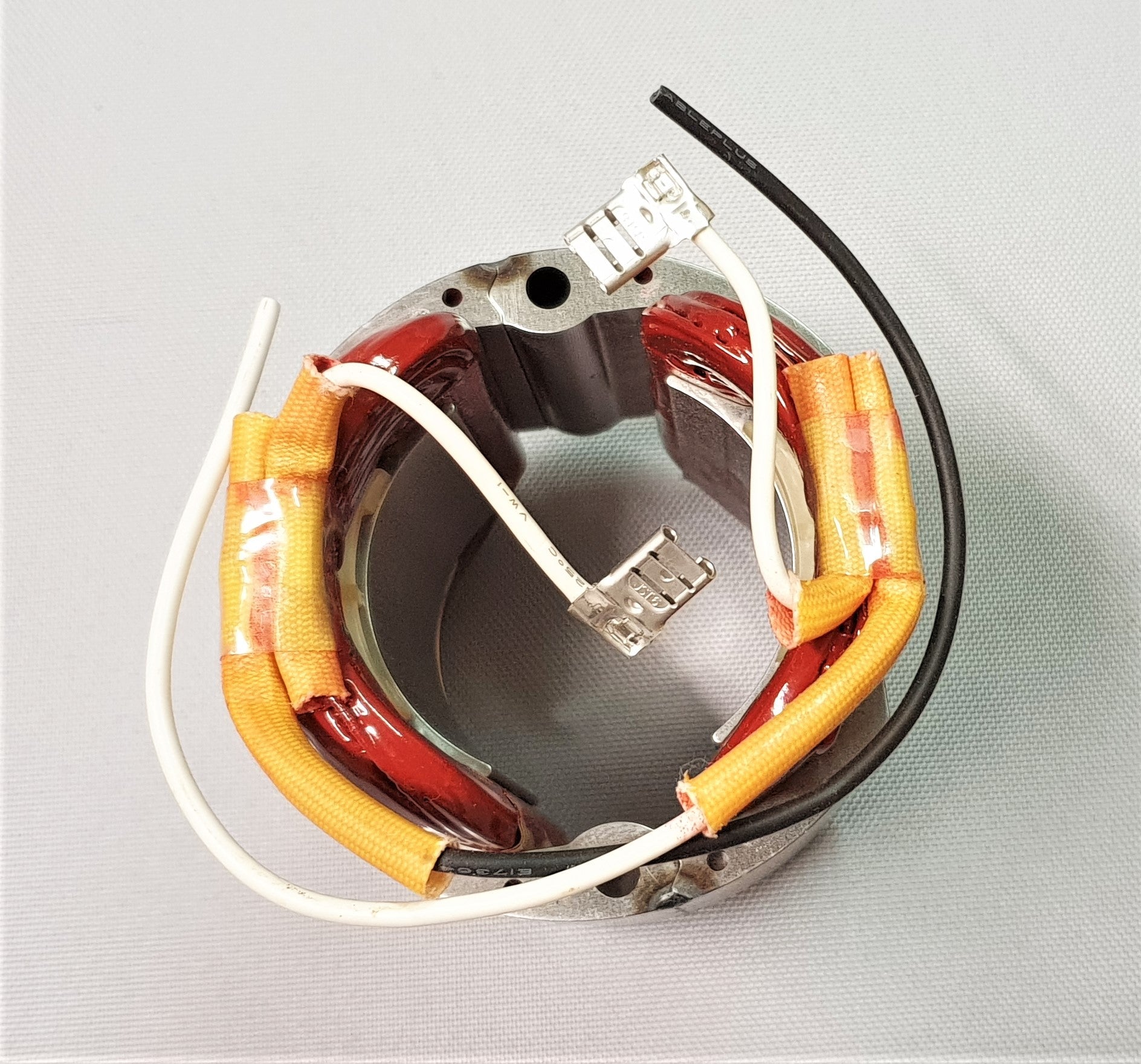 New Genuine Makita 527700-2 Field Assy 240V for GA7050