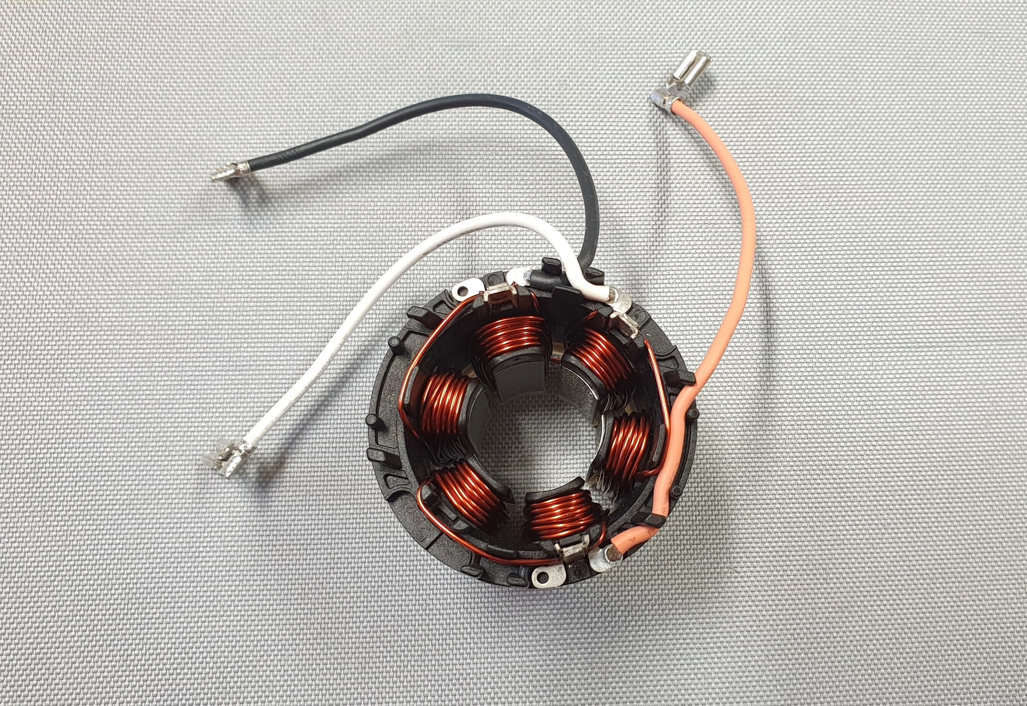 New Genuine Makita 529187-4 Stator Ass'y HR242D