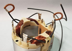 New Genuine Makita 596289-1 Field Ass'y 220-240V 5007MG 5008MG