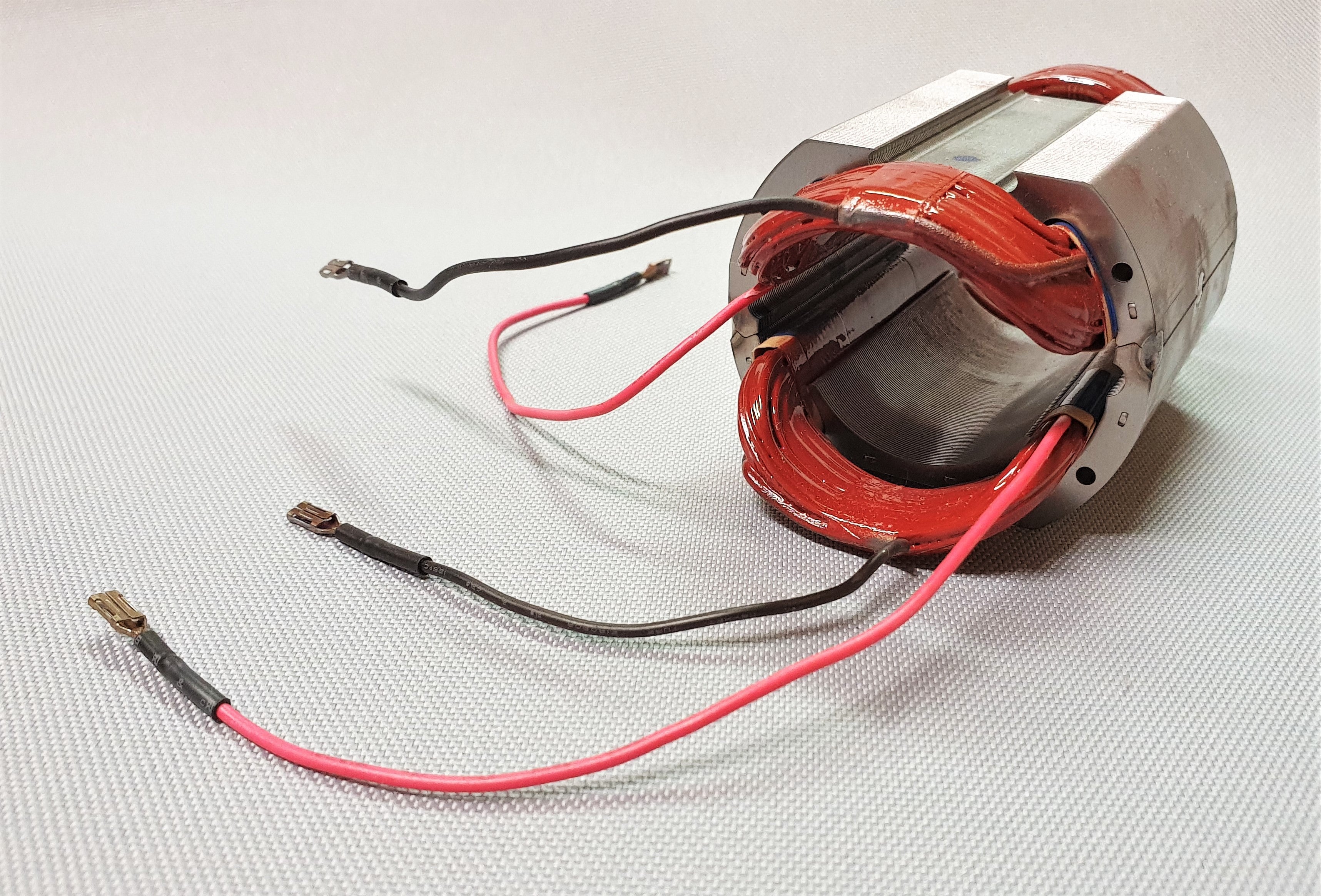 New Genuine Makita 626503-2 Field 220-240V for 9564PCV 9565C 9565CV 9566C 9566CV