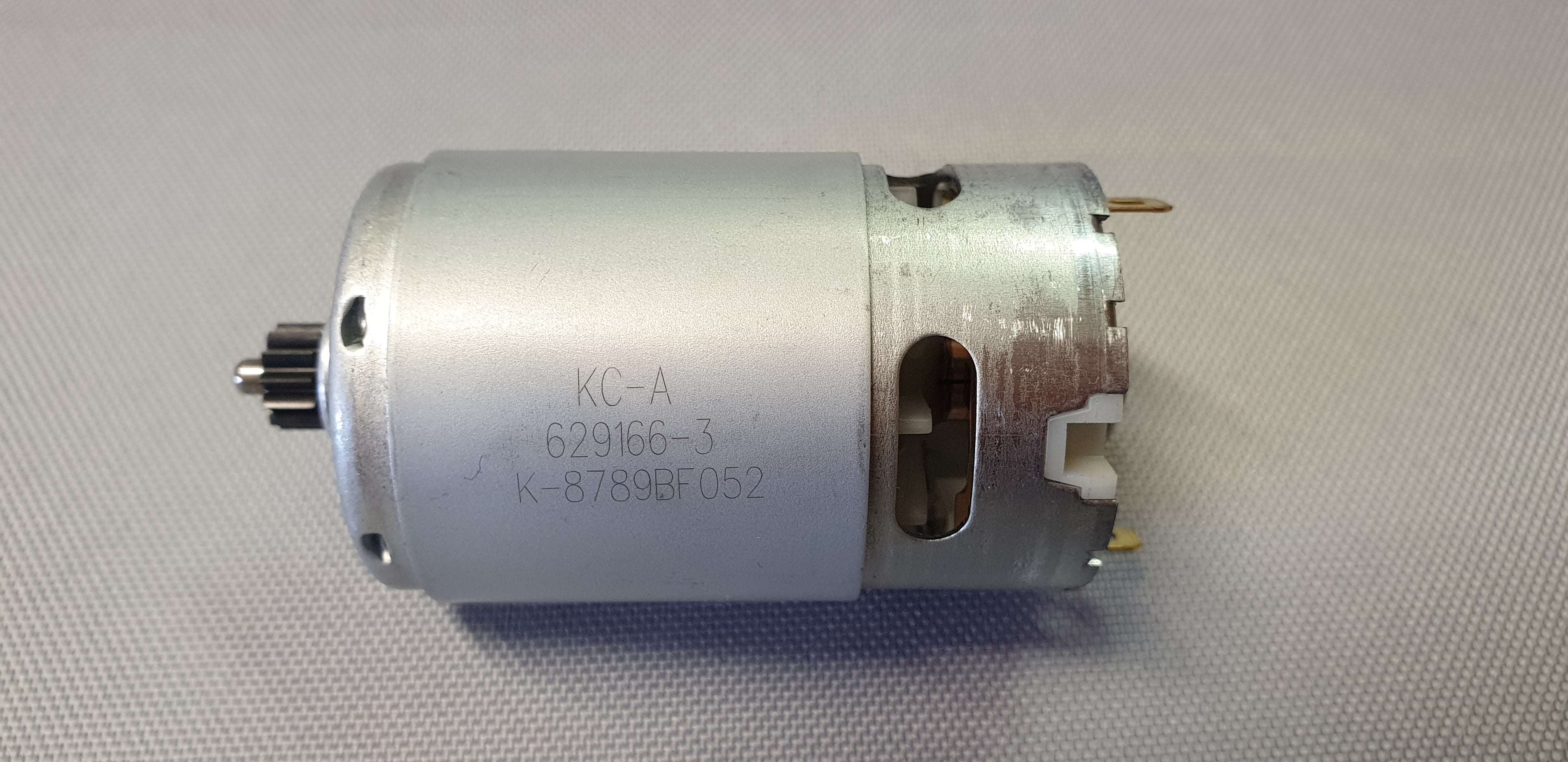 New Genuine Makita 629167-1 DC Motor 10.8V for HP331D