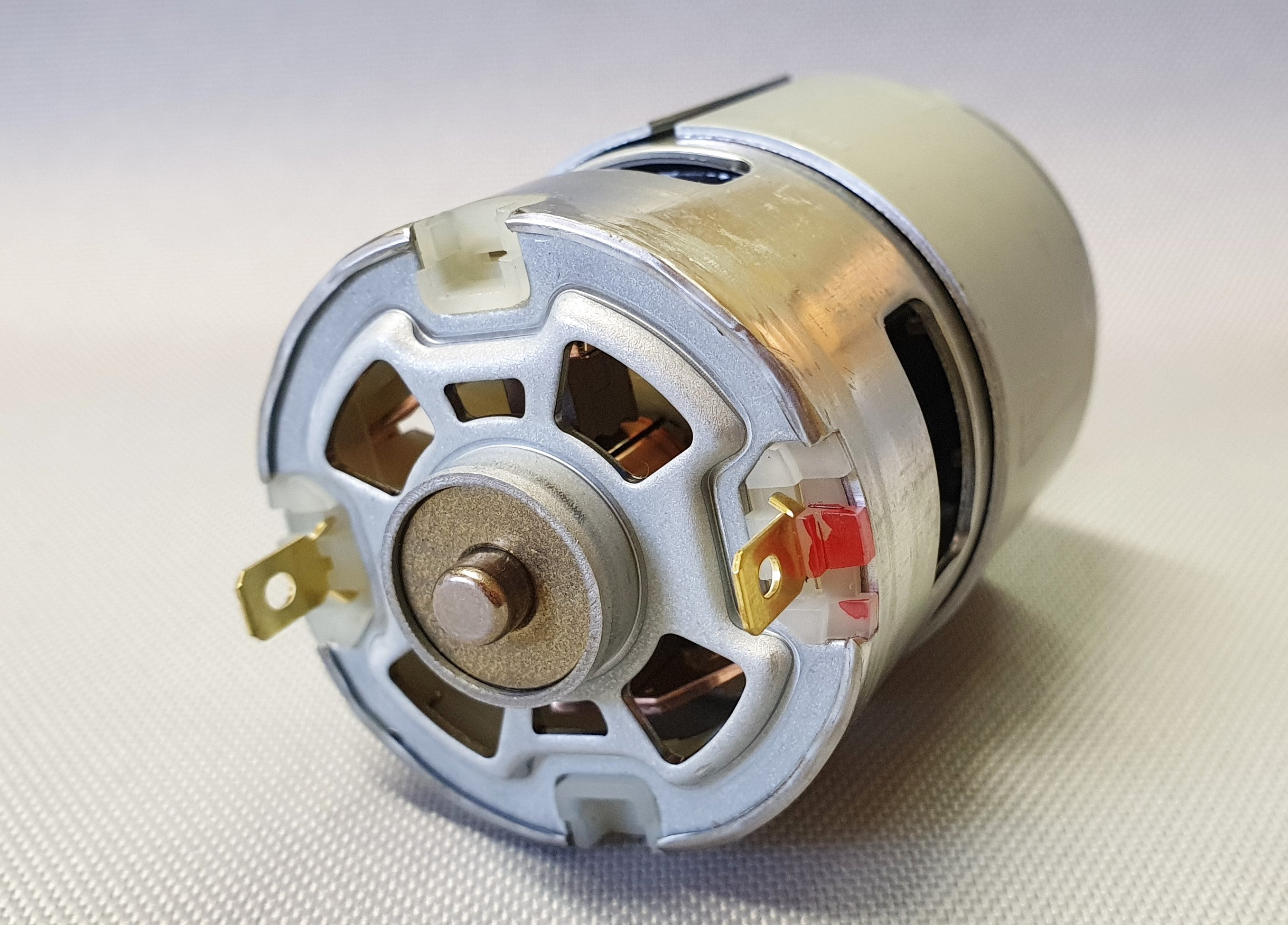 New Genuine Makita 629199-8 DC Motor for TW190D