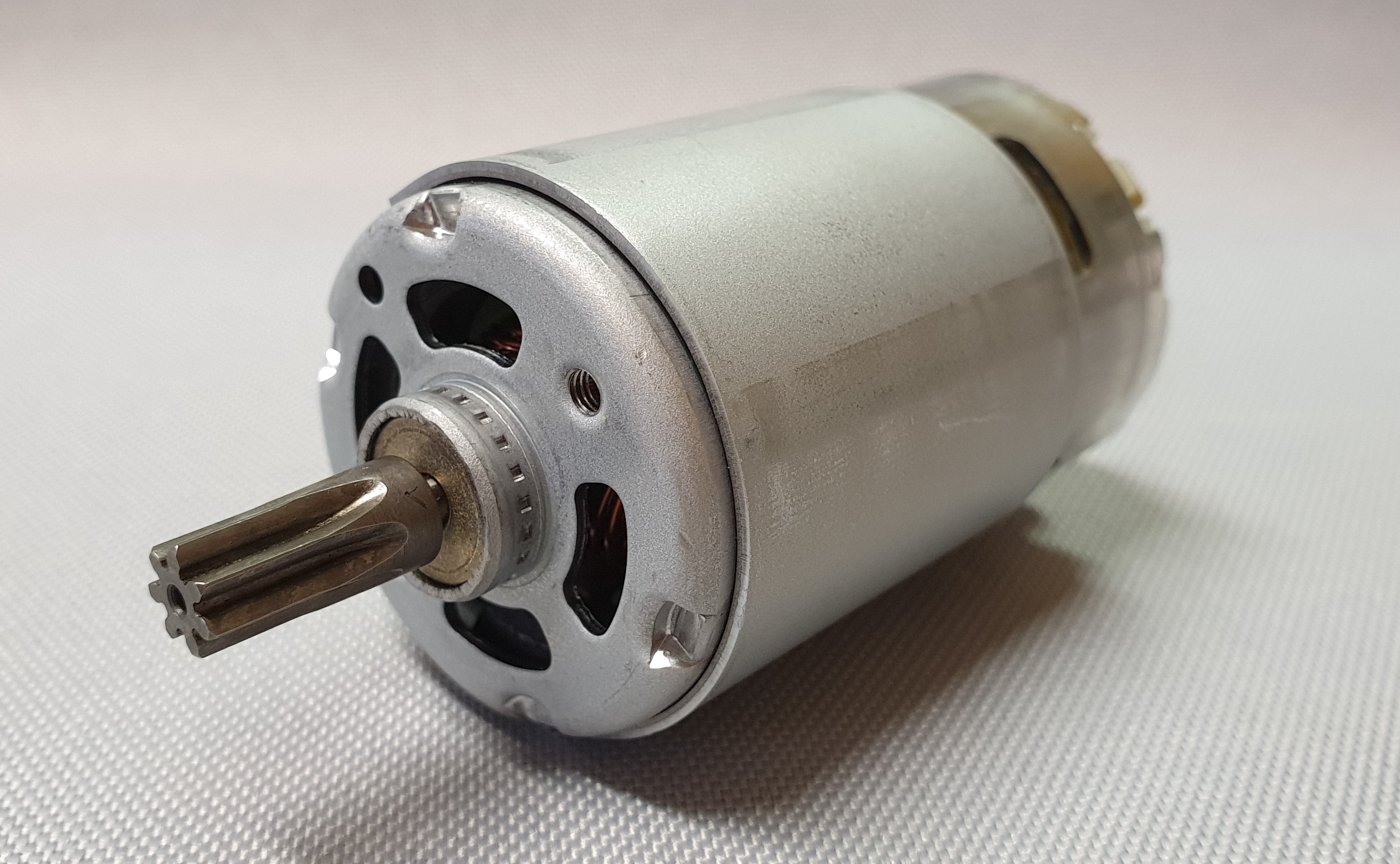 New Genuine Makita 629904-3 DC Motor for TW100D