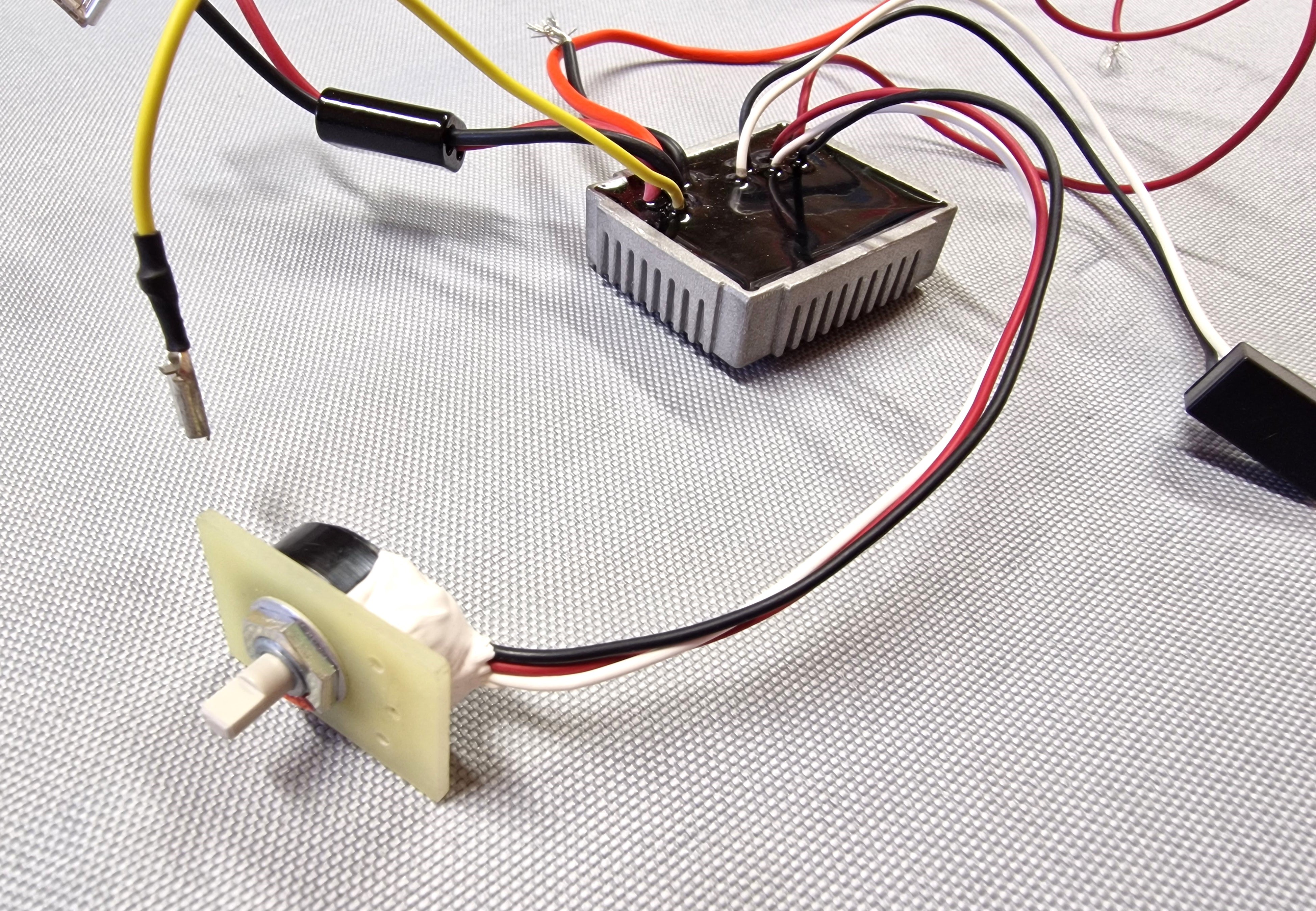 New Genuine Makita 632B82-2 Controller Unit for DPB180