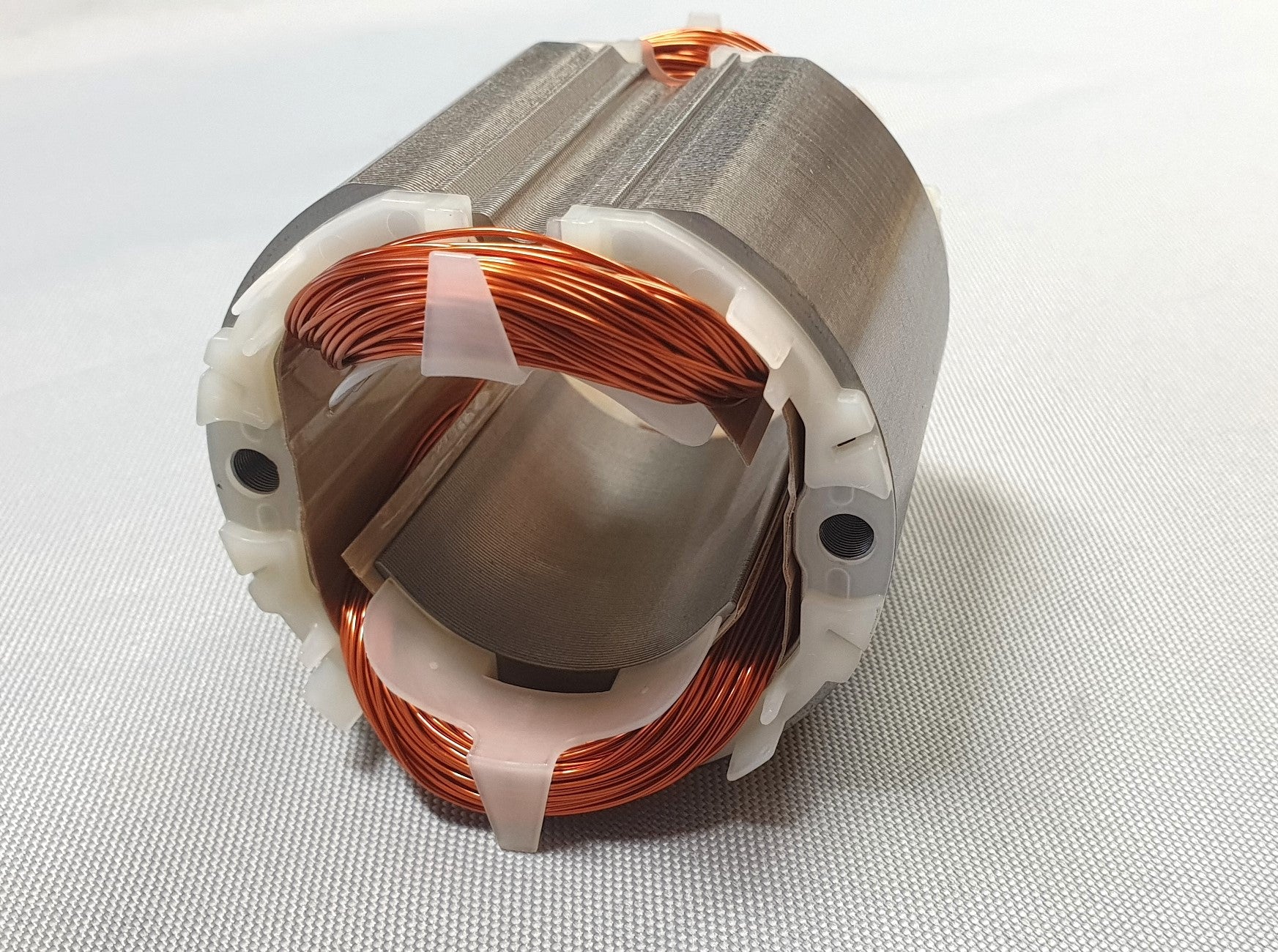 New Genuine Makita 634293-3 Field 220/240V for 9227CB 9237CB