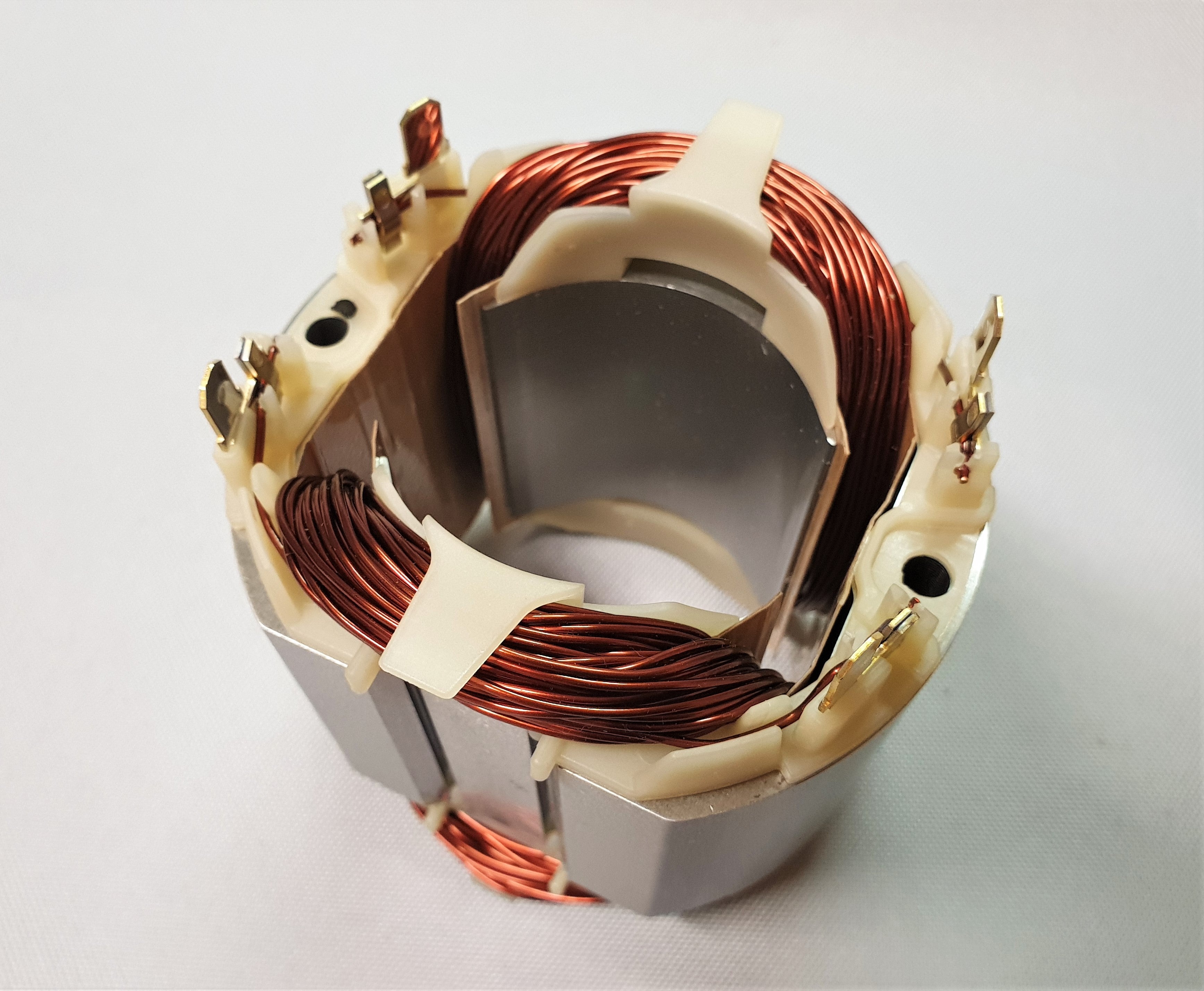 New Genuine Makita 636008-4 Field 70T for 2414NB 2414B