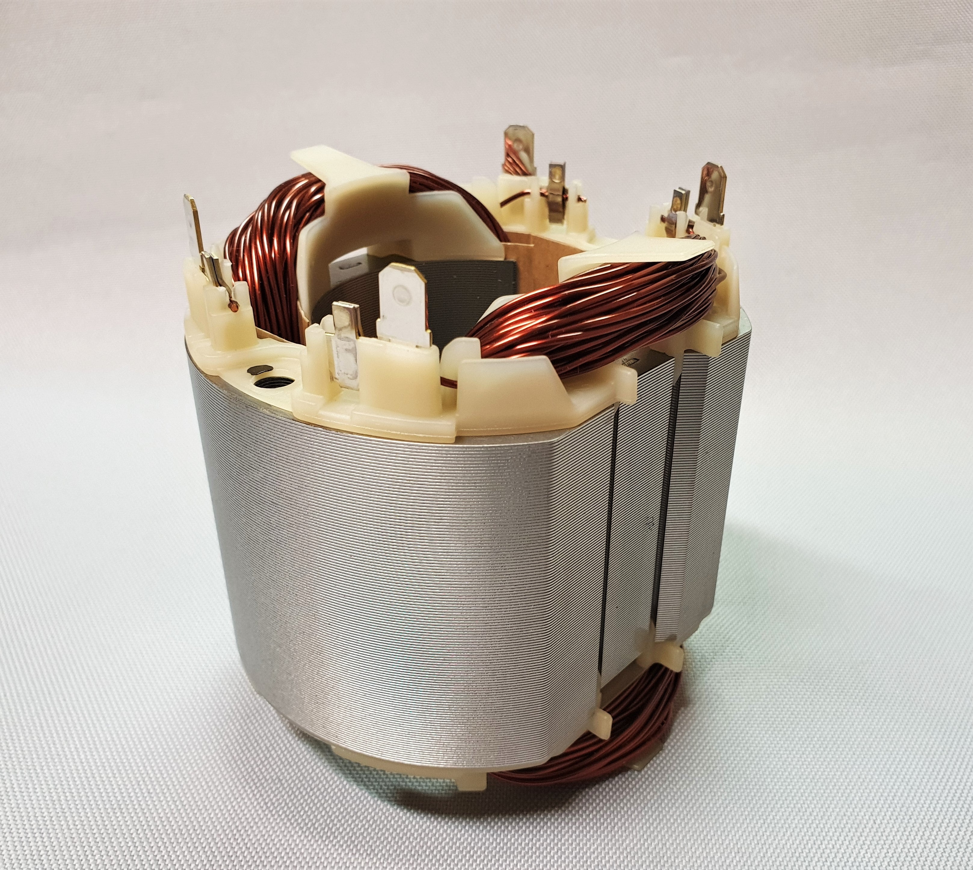 New Genuine Makita 636008-4 Field 70T for 2414NB 2414B