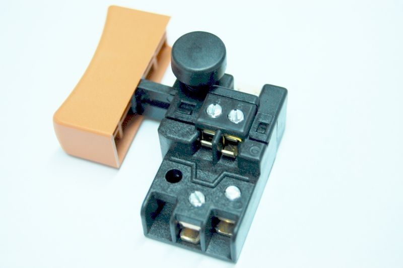 New Genuine Makita 650213-9 Switch TG71ARS for SA7000C