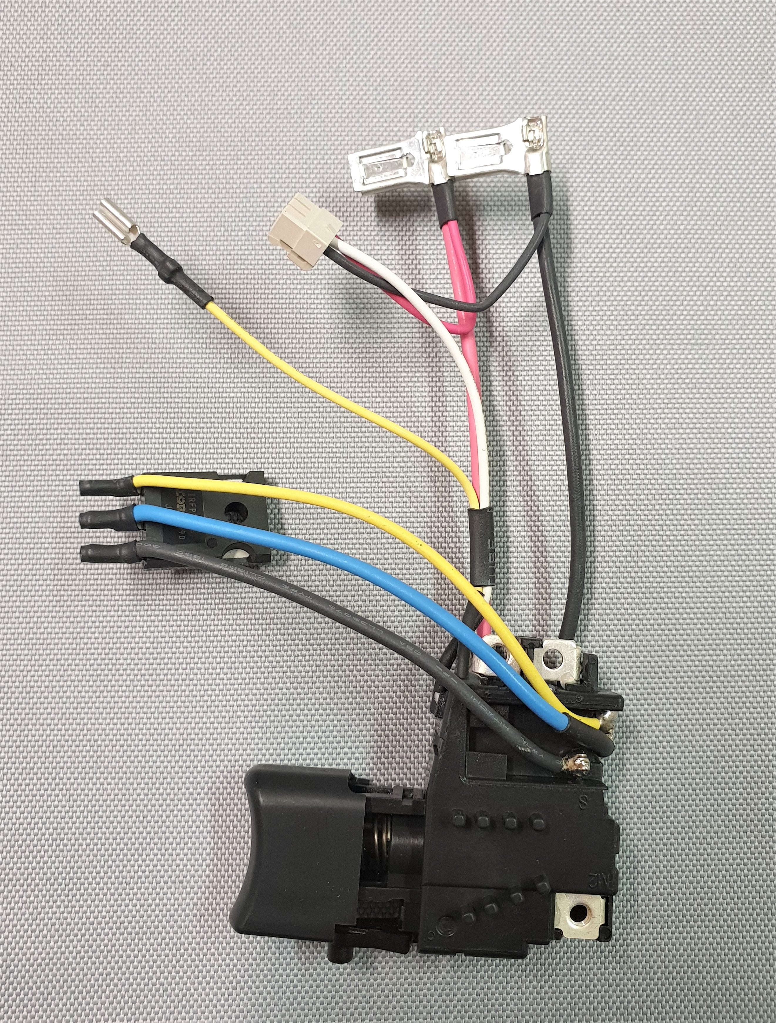 New Genuine Makita 650653-1 Switch DF441D BDF441 BDF451 BHP441 BHP451 DHP451ZJ