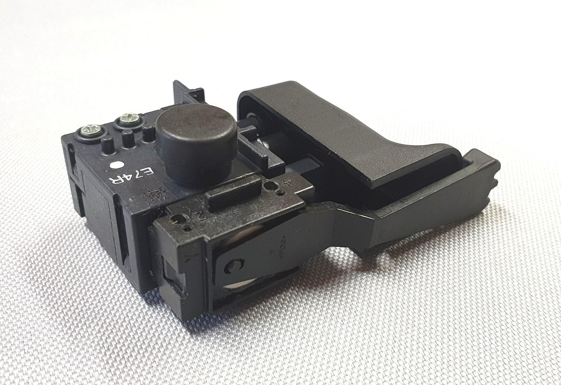 New Genuine Makita 650742-2 Switch for DS4012