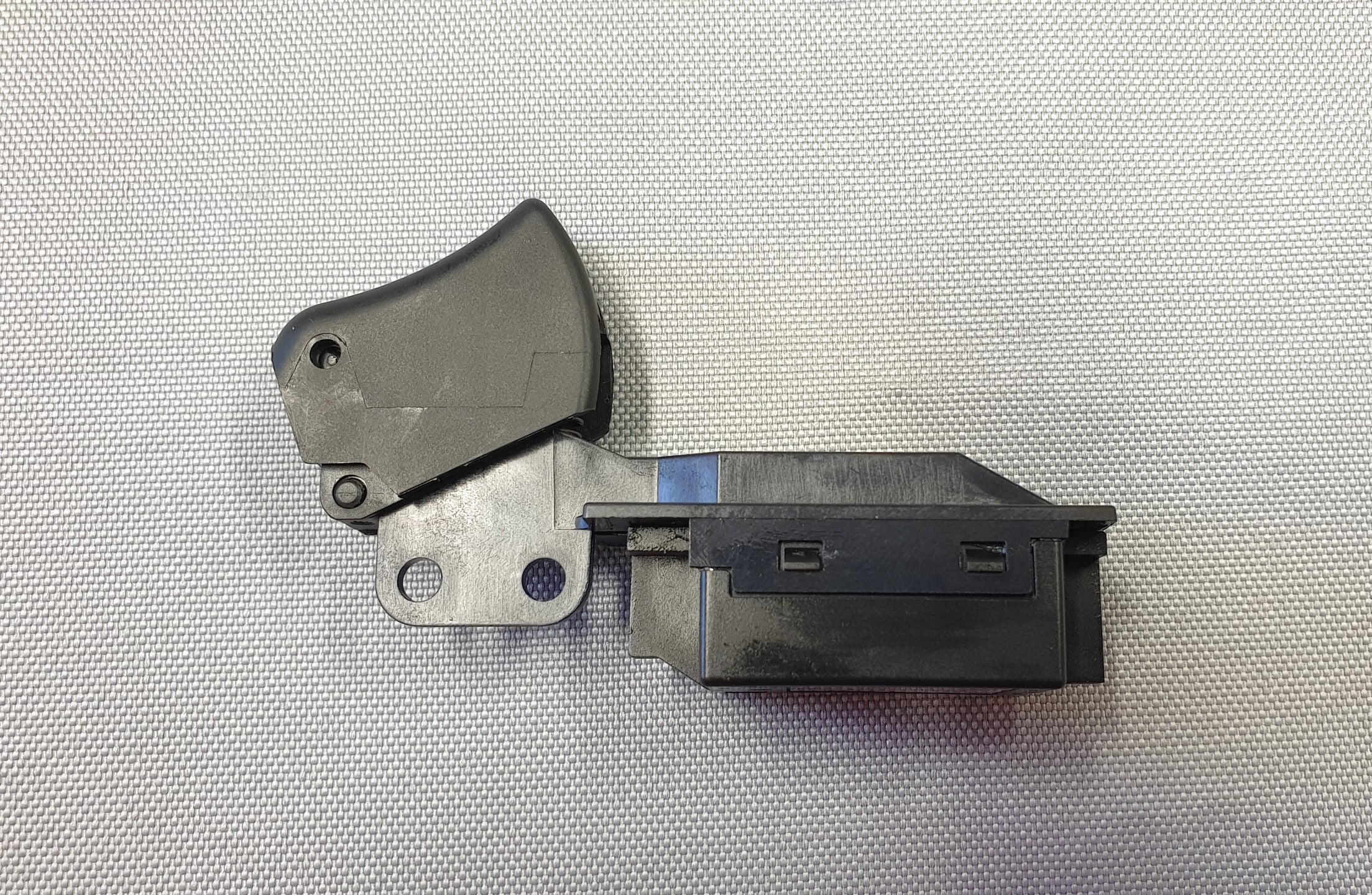 New Genuine Makita 651189-3 Switch TG933TN-2 for 5007MG 5008MB