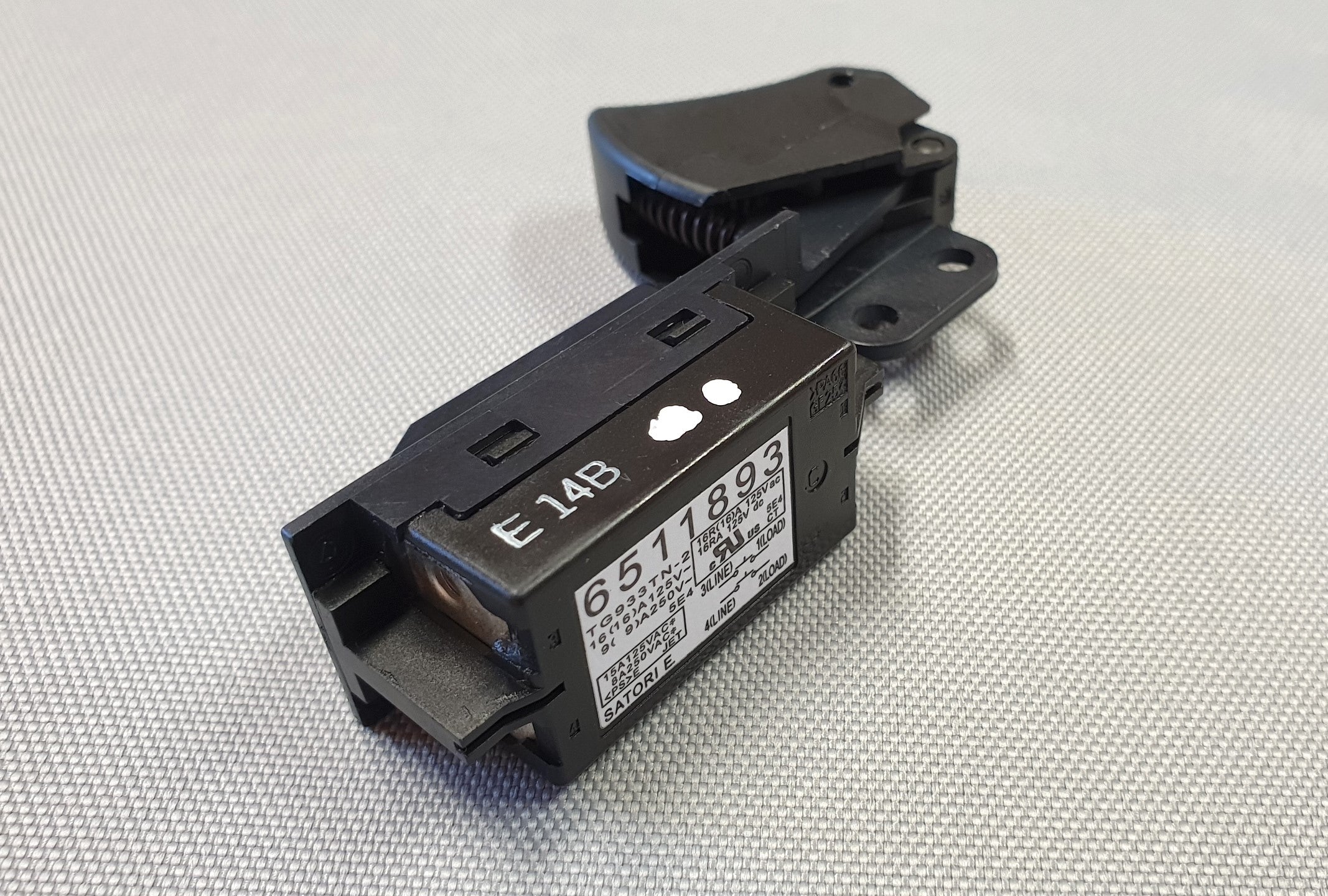 New Genuine Makita 651189-3 Switch TG933TN-2 for 5007MG 5008MB