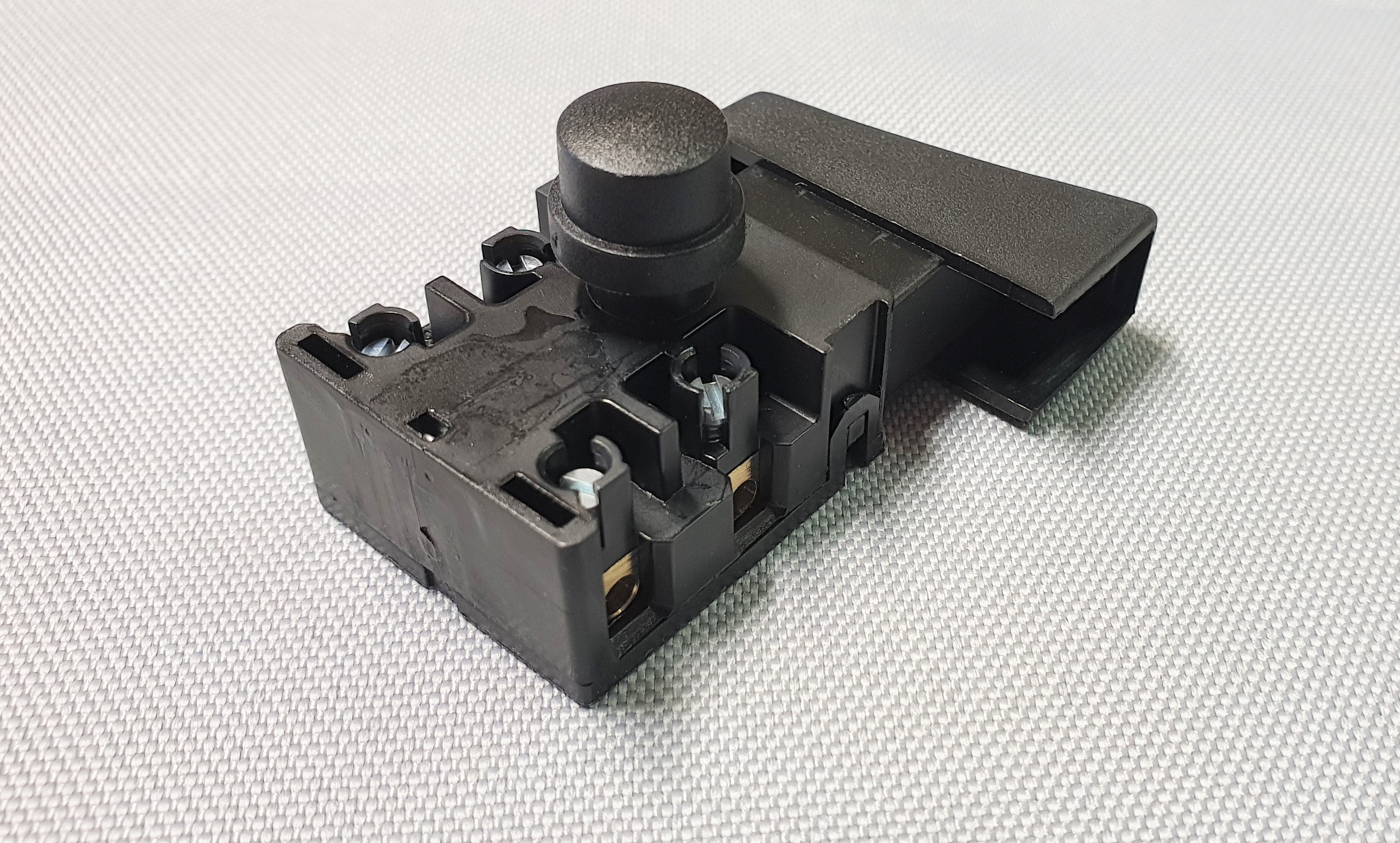 New Genuine Makita EE80600507 Switch for UT120X UT120