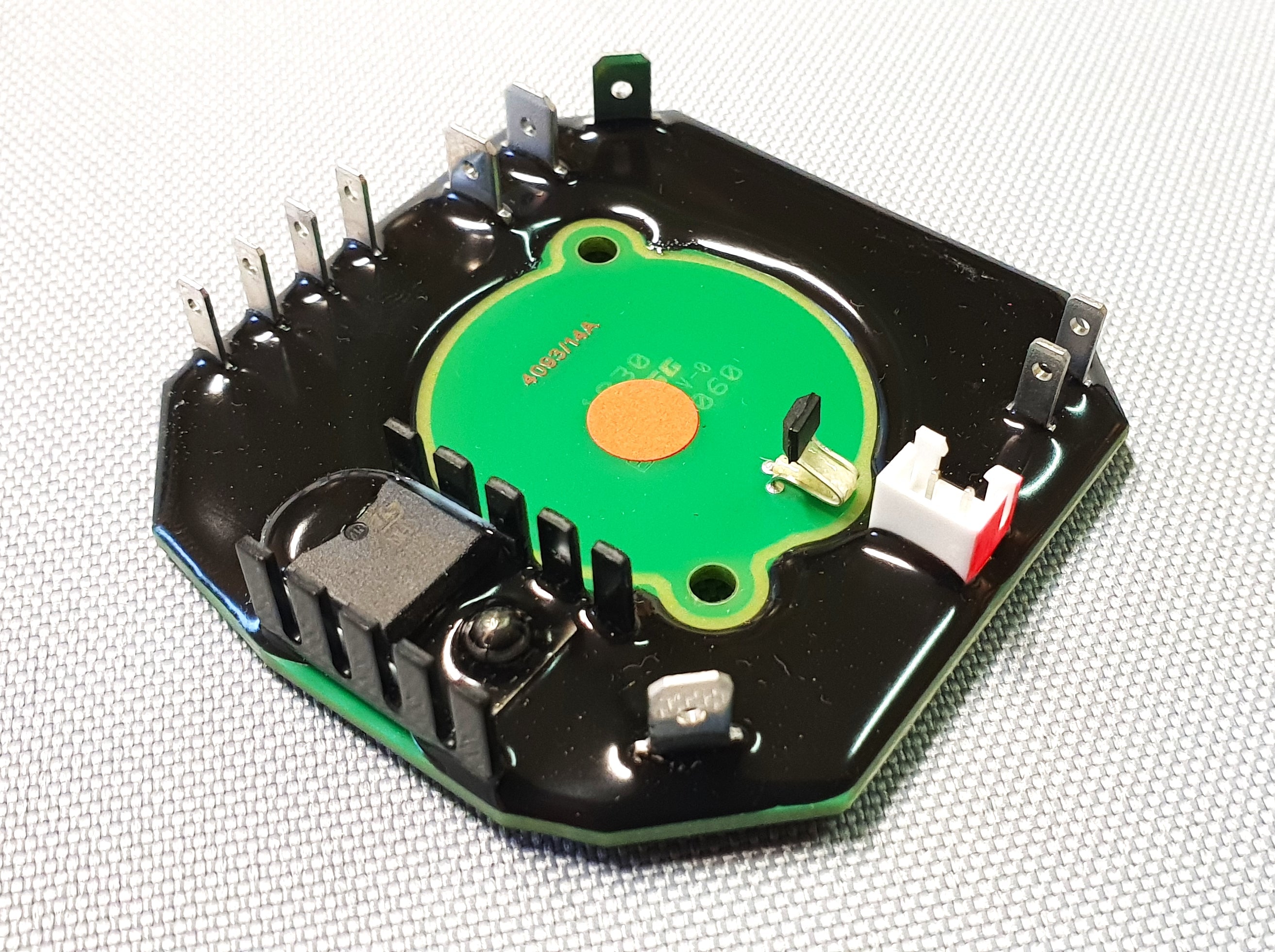 New Genuine Makita EE80601132 Controller for UT120 UT120X