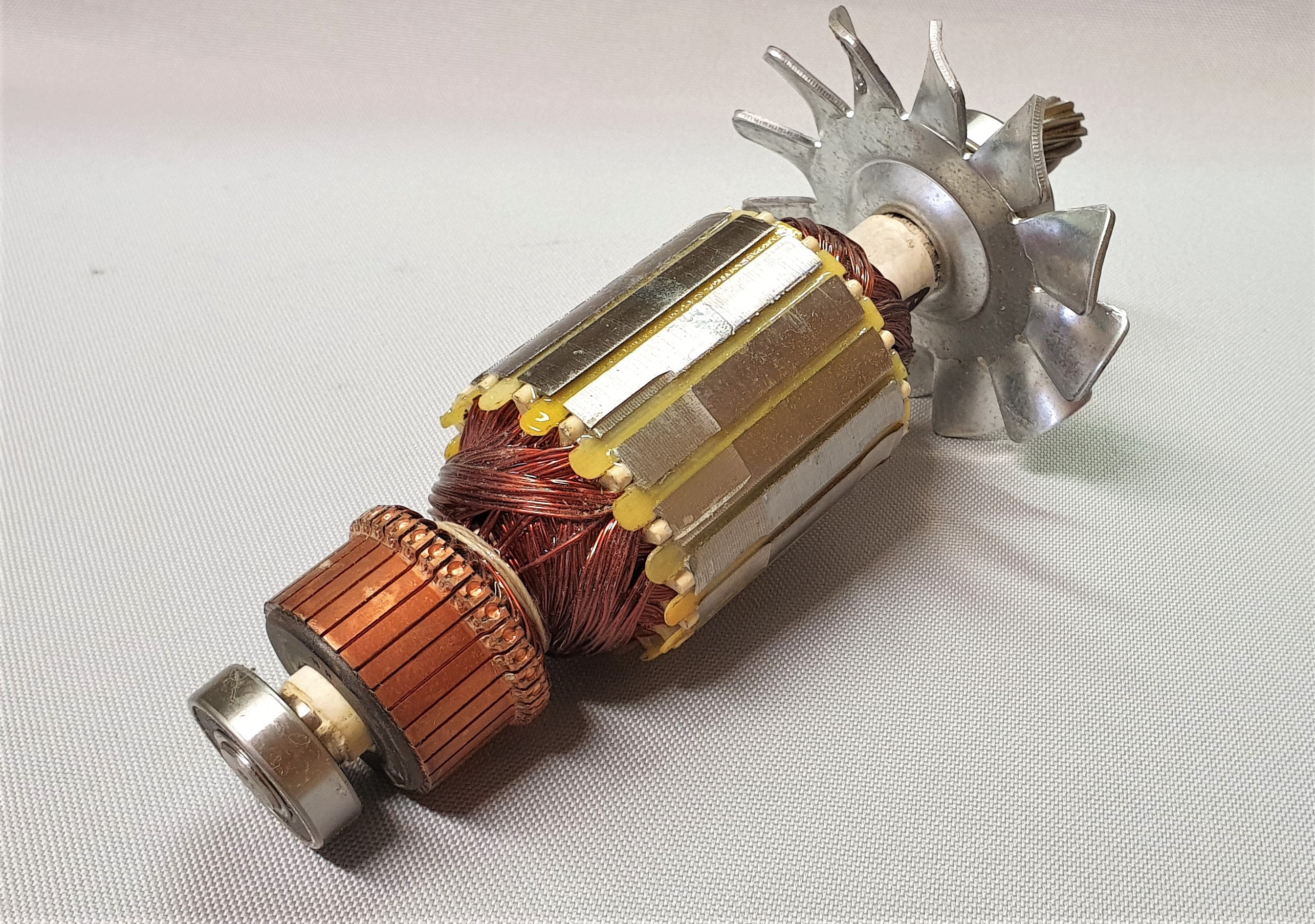 New Genuine Makita JM23000100 Armature Ass'y MT230 MLS100 M2300