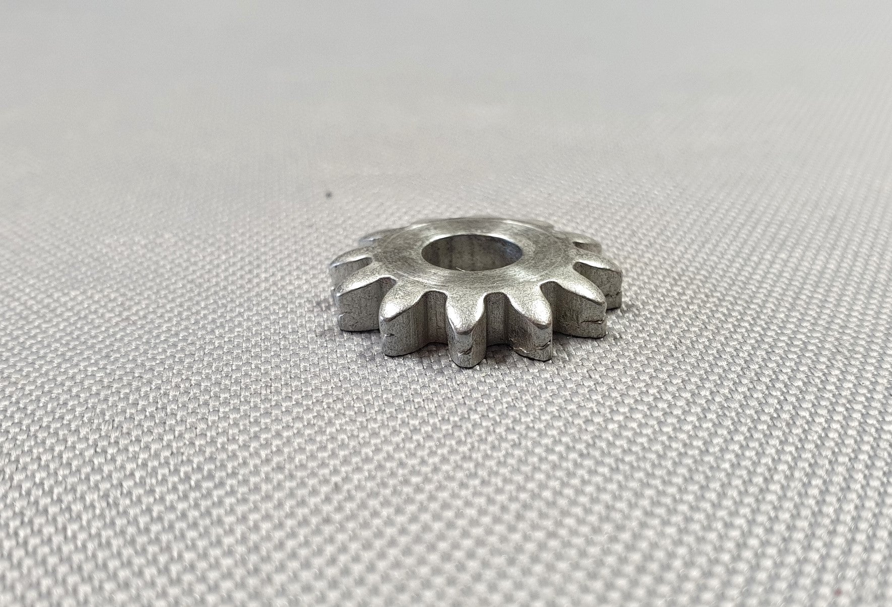 New Genuine Makita JM27000025 Gear for MLT100