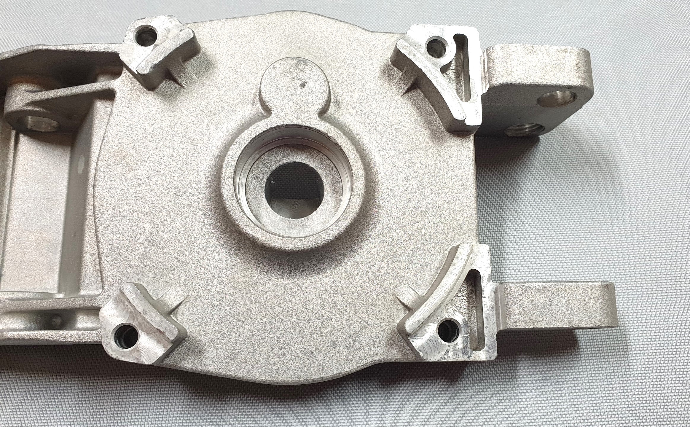 New Genuine Makita JM27000424 Gear Box Assembly for MLT100