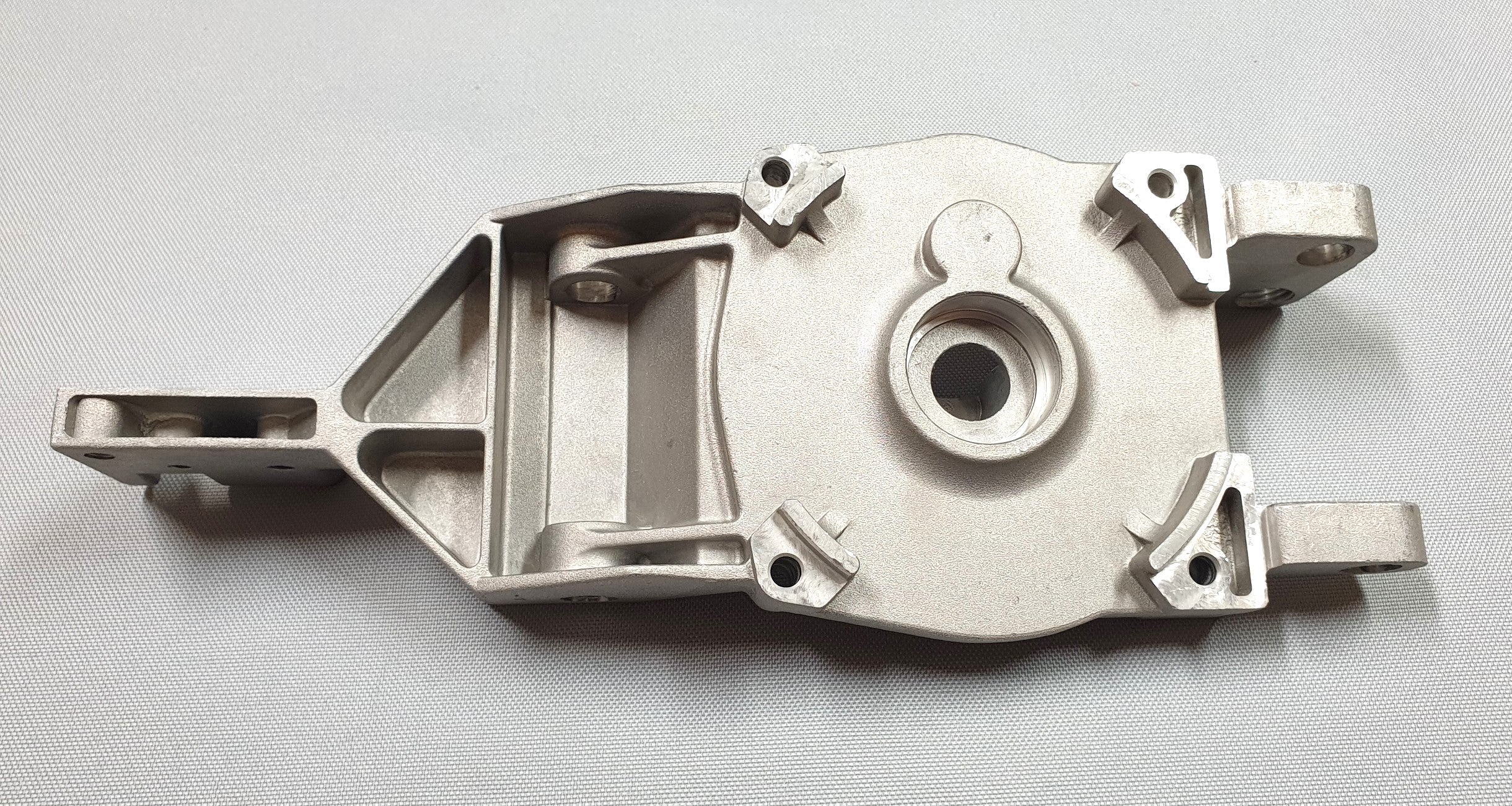 New Genuine Makita JM27000424 Gear Box Assembly for MLT100