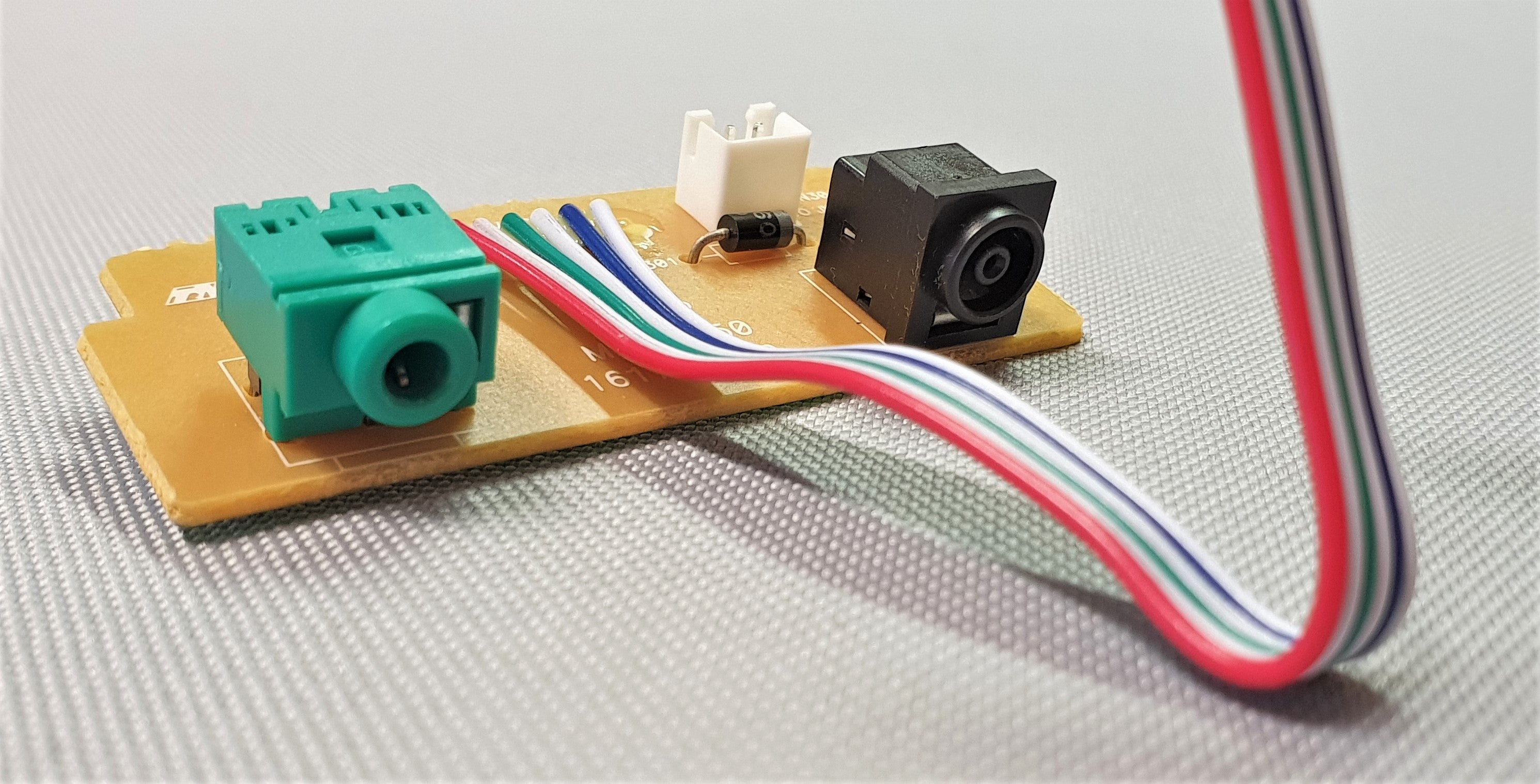 New Genuine Makita SE00000268 PCB-A DC-Jack Ass'y BMR102