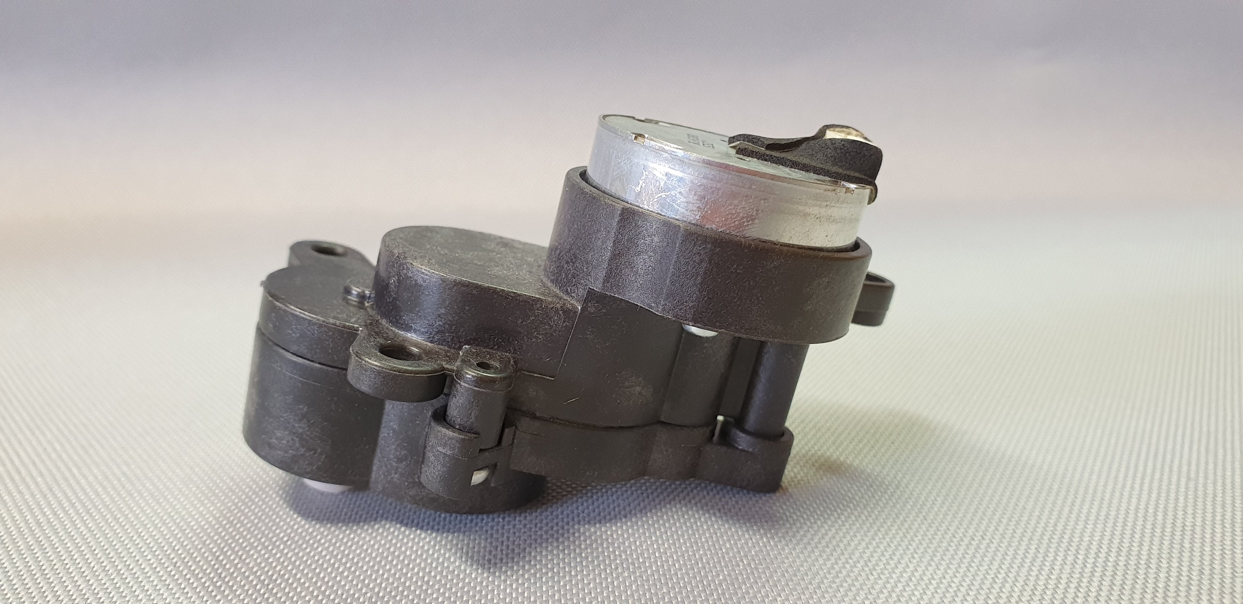 New Genuine Makita SH00000094 SB Unit R Assembly for DRC200