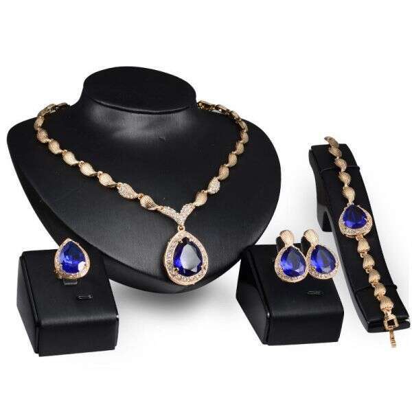 Yellty - Jewelry set