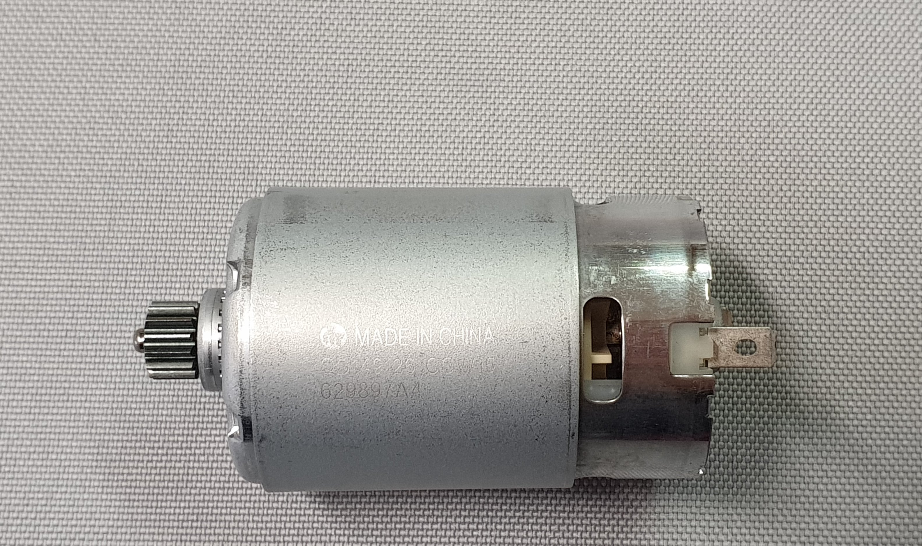 Ny äkta Makita 629898-2 DC Motor 14,4 V för BDF343