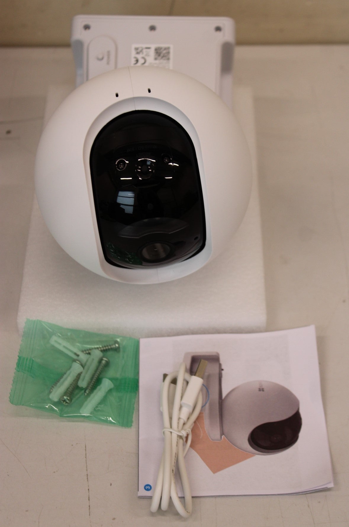 EZVIZ CS-EB8 4G/LTE with battery — IP Camera, 36 month(s), 3 MP, 4mm