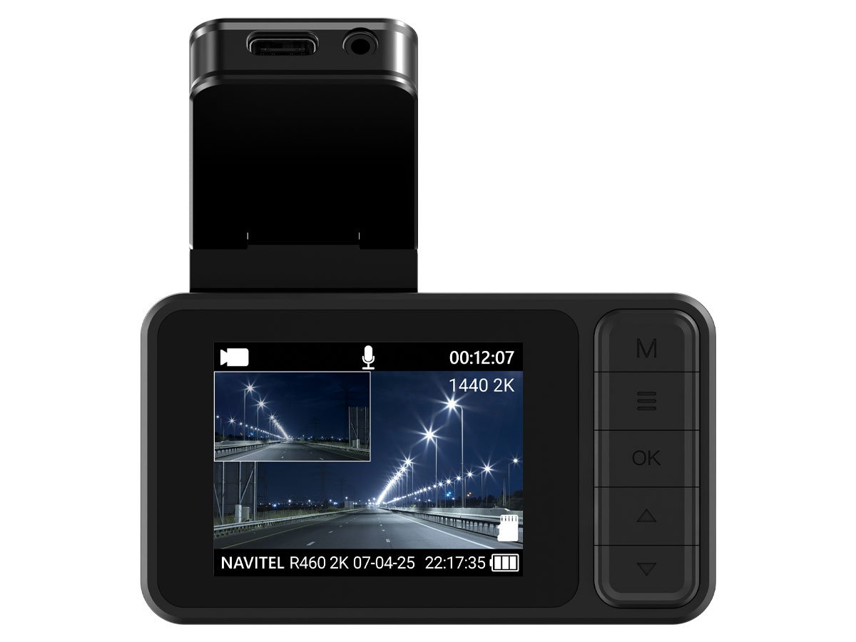 Navitel R460 2K — Compact dashcam with 2K video quality