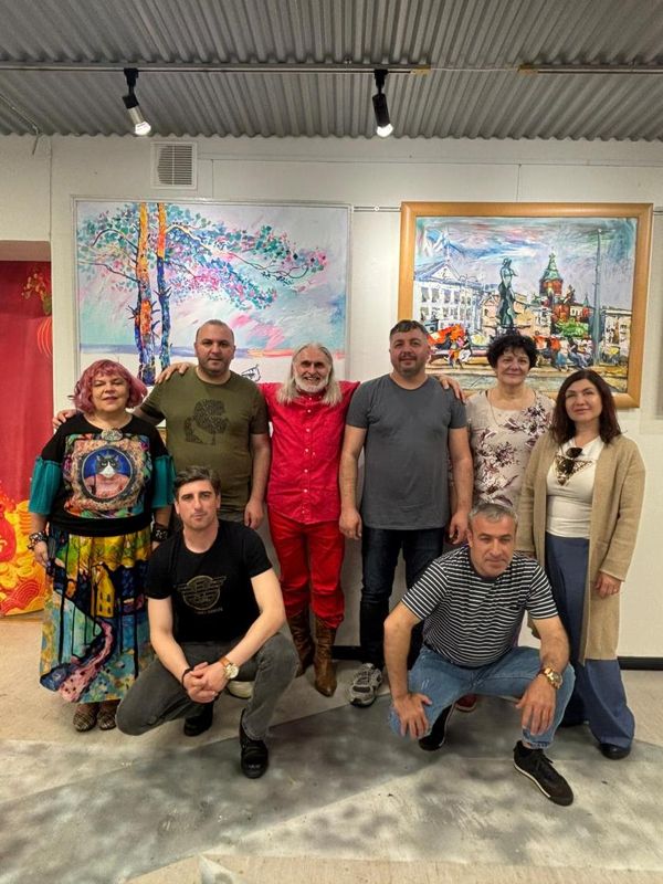 New Horizons: art, music and culture